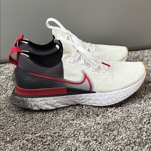 Nike flyknit running shoes. Like new condition. Size 8.5 men’s.